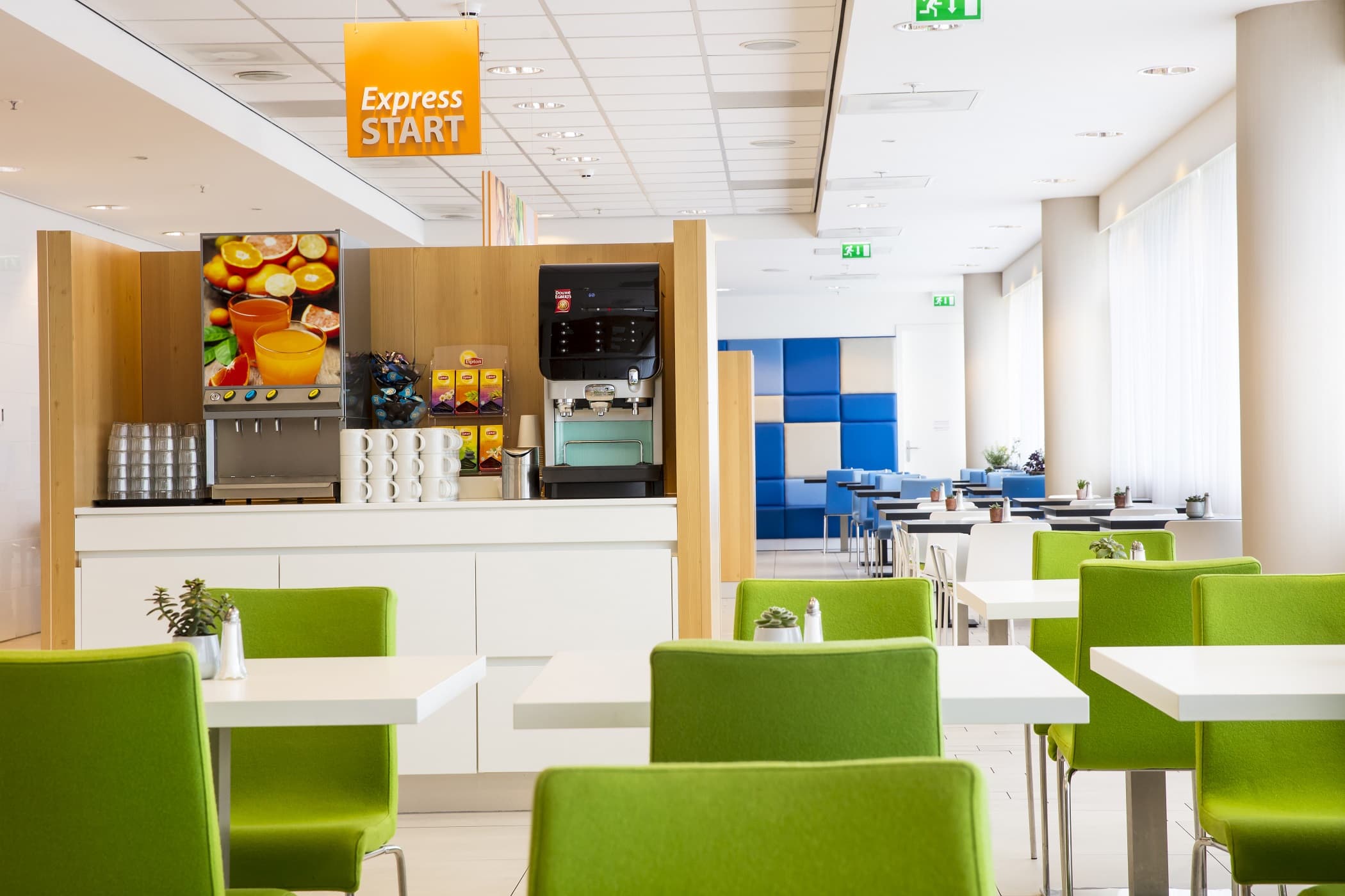 breakfast restaurant