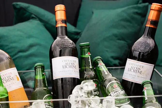 Boek een rondvaart op een van de luxueuze sloepen of klassieke sleepboten van Mokumboot