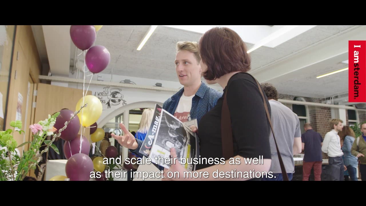 Wendy van Leeuwen - Booking.com - Video thumbnail