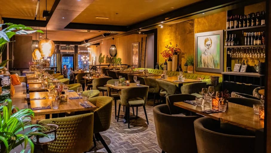 Black and Blue steakhouse interior