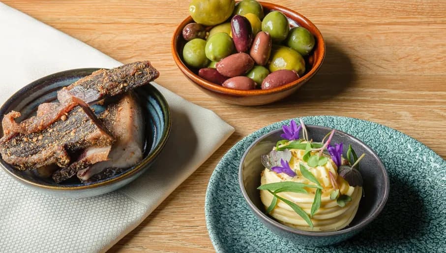 Starters at Cape Town Social Club South African restaurant