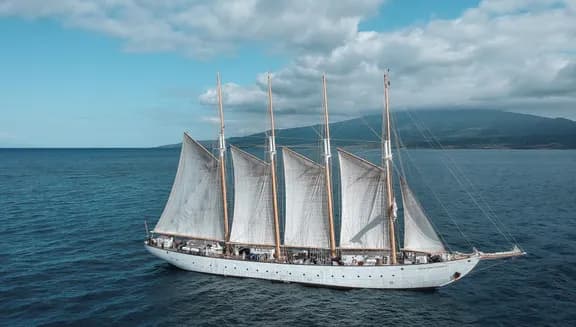 Santa Maria Manuela SAIL Amsterdam