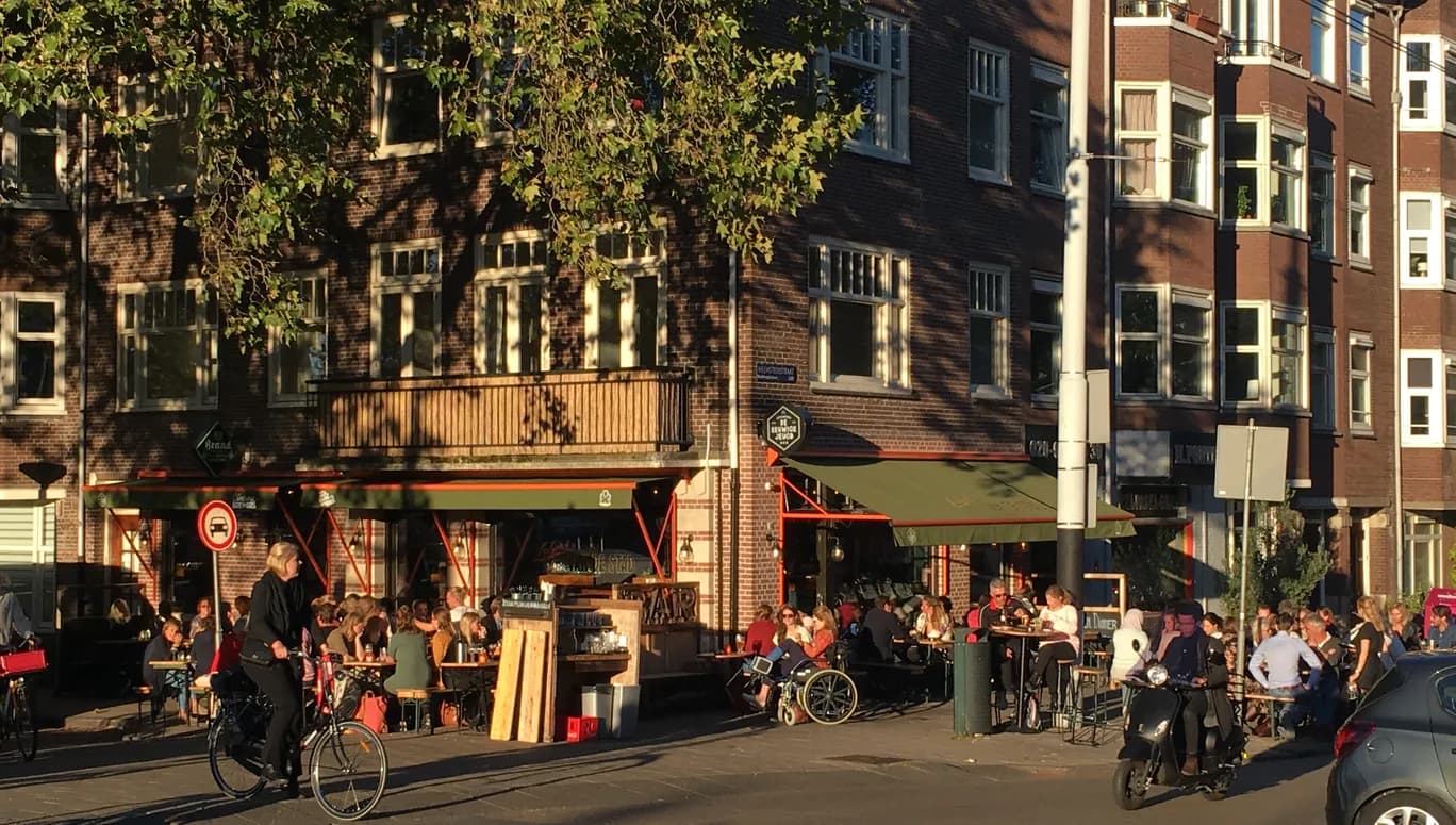 This photo can be used by amsterdam&partners interns and our partners.