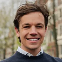 Portrait of Tim van Alphen, founder of Sparqle. FoundersFridays hero