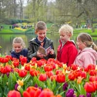 Children in flowers at Keukenhof