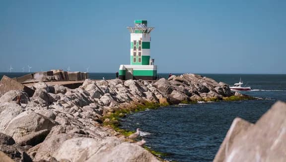 The lighthouse at Zuidpier IJmuiden.