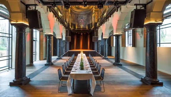 Interior of chapel meeting room in Hotel Arena