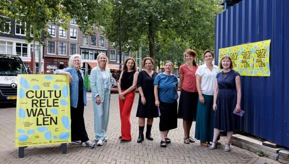 Foto van de initiatiefnemers. Verkregen via de Persmap van de Culturele Wallen.