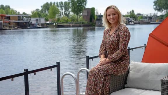 De echte Amsterdammer - Lone van Roosendaal