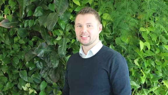 Portrait of Nikolay Tsanev, co-founder of Swapkaart, FoundersFridays hero