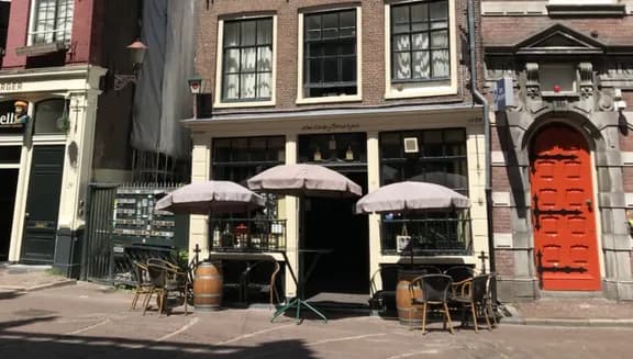 Drie Fleschjes exterior