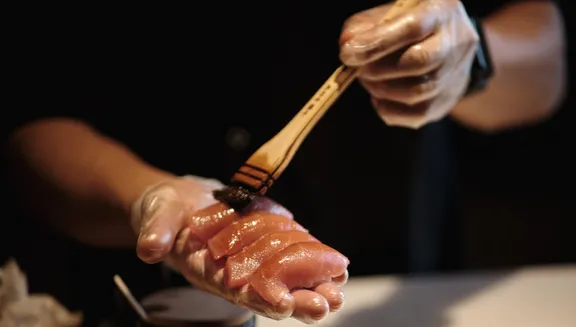Ken Sushi chef at work