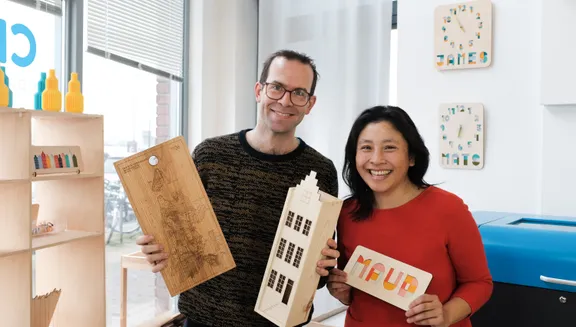 Oprichters van CRE8 Jurre Groenenboom en Maria Nguyen