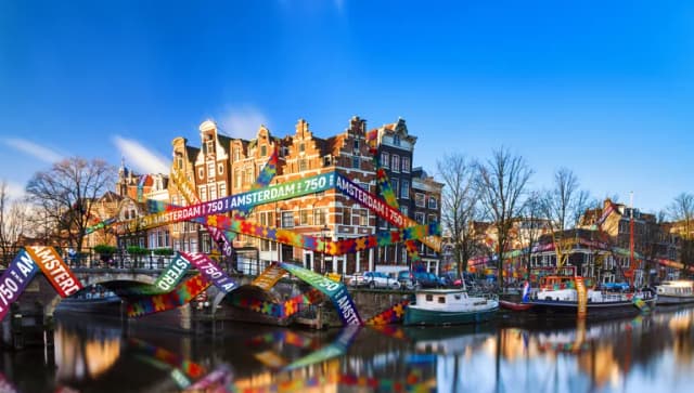 Beautiful image of the UNESCO world heritage canals the 'Brouwersgracht' en 'Prinsengracht (Prince's canal)' in Amsterdam, the Netherlands