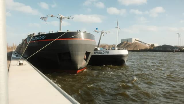 shipping vessels at the port