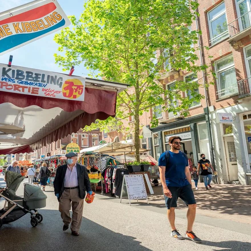 Ten Katemarkt street market herring haring stand kibbeling