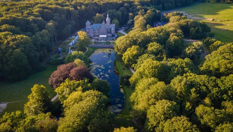 Landgoed Duin & Kruidberg aeriel view of grounds and park
