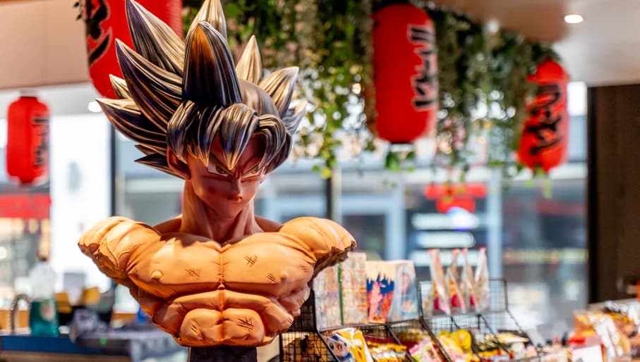 Molly's Arena arcade displaying an anime character