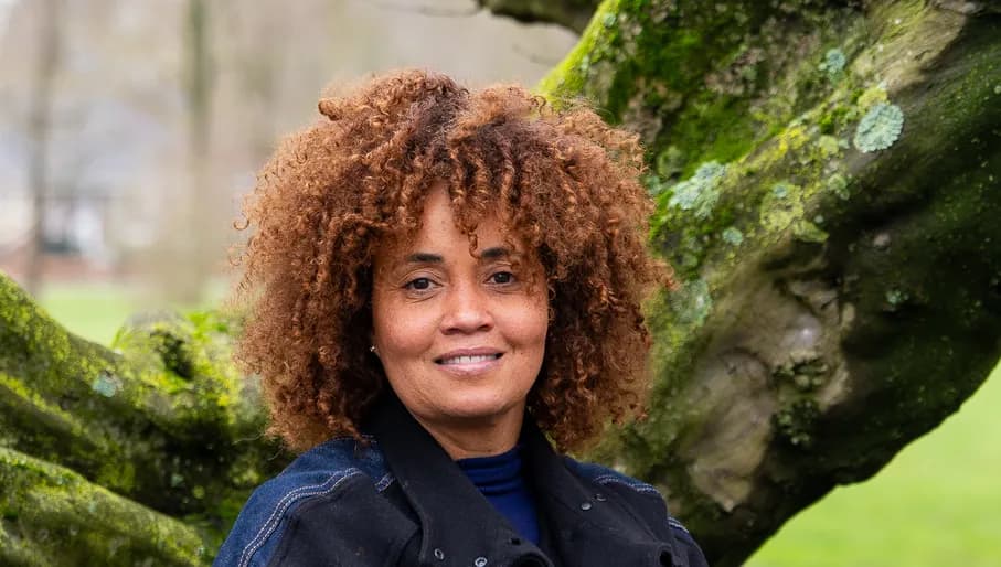 Echte Amsterdammer Joan Esajas