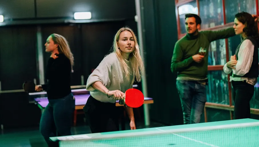 PONG, House of Ping game café people playing