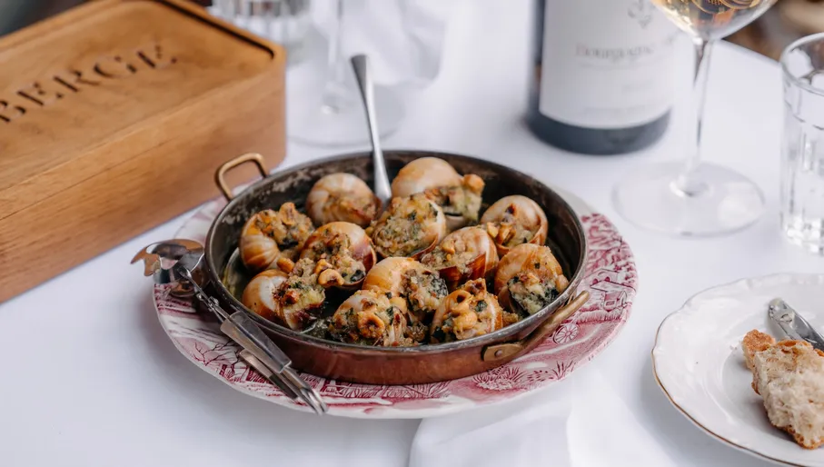 Auberge signature escargots