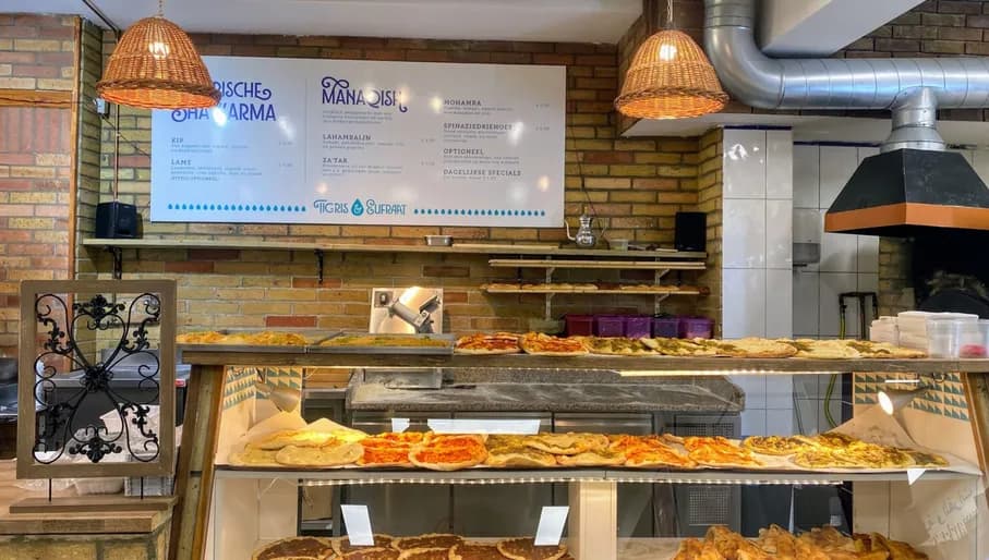 Tigris & Eufraat food display