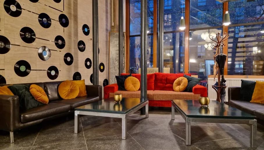 Kompaszaal café & event venue interior