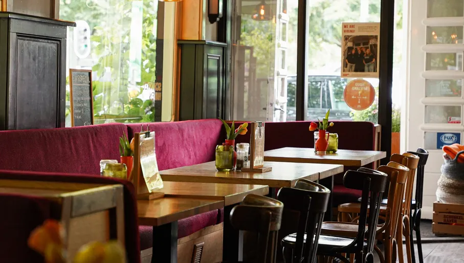Café Schinkelhaven interior with seating