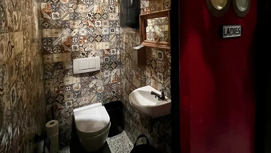 Pesca Amsterdam toilet