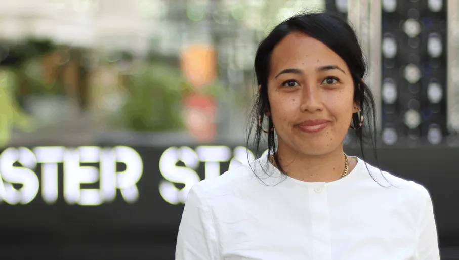 Portrait (zoomed in) of Karoll Ramamonjisoa, founder of Parentally, #FoundersFridays hero