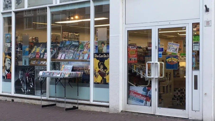 DiscoStars recordstore exterior