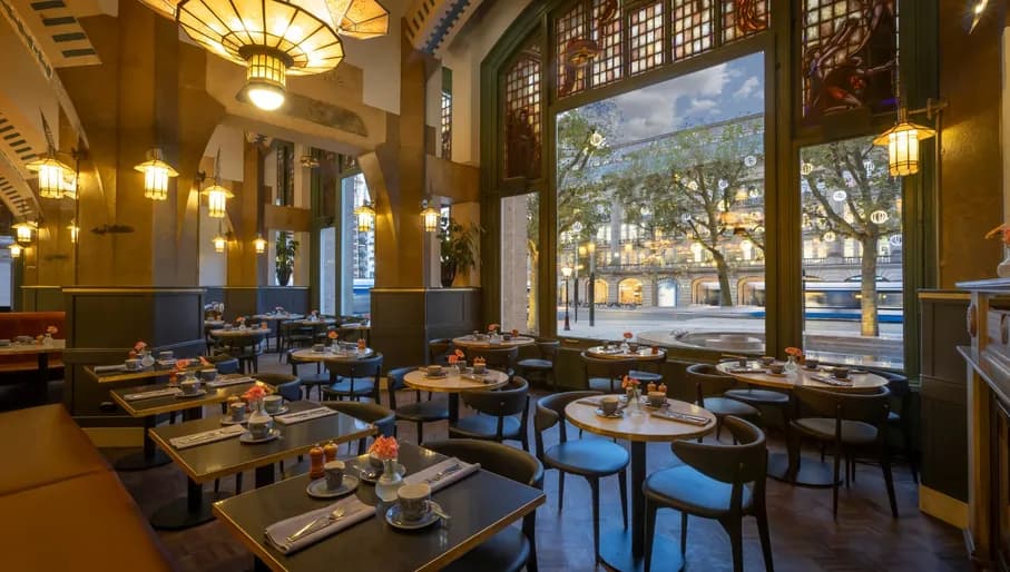 Clayton Hotel Amsterdam American grand café interior