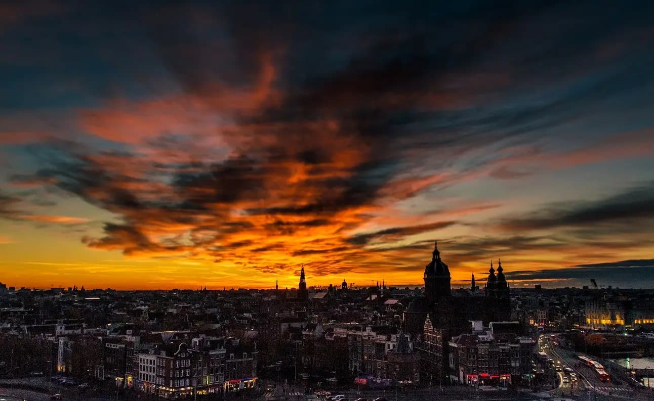 DoubleTree by Hilton Amsterdam Centraal Station