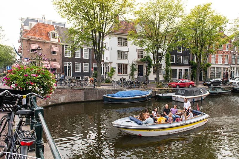 Open Boat Tours through the Amsterdam Canals