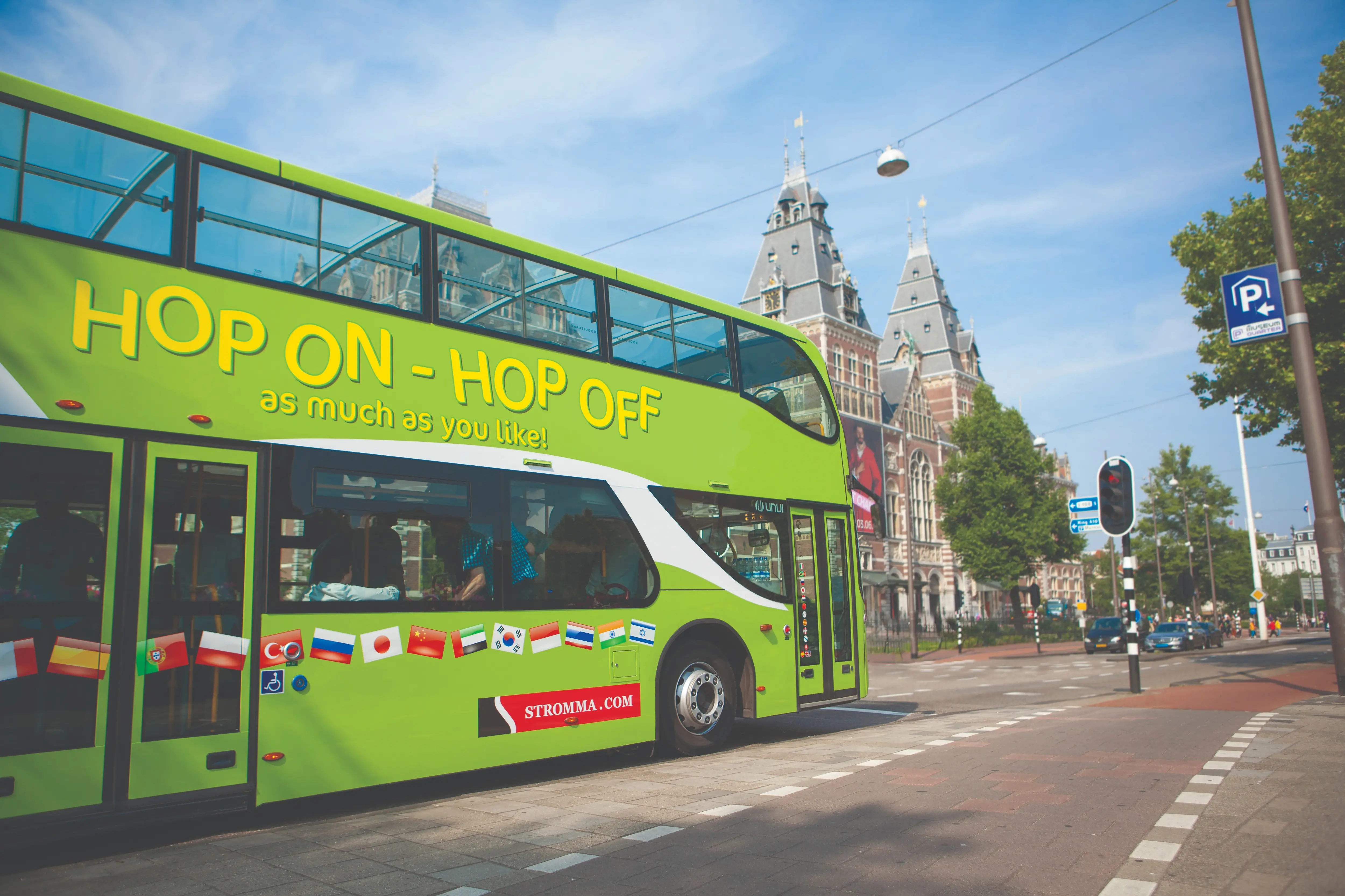 Hop On Hop Off bus Rijksmuseum