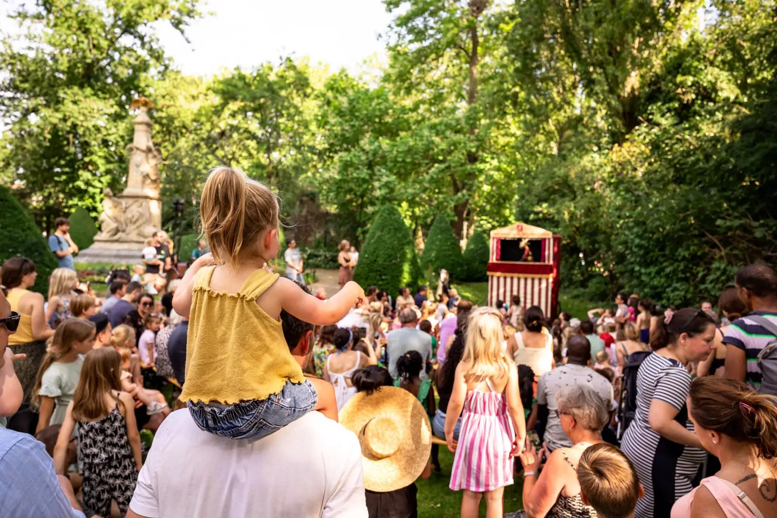 ARTIS Zoomeravonden poppenkast