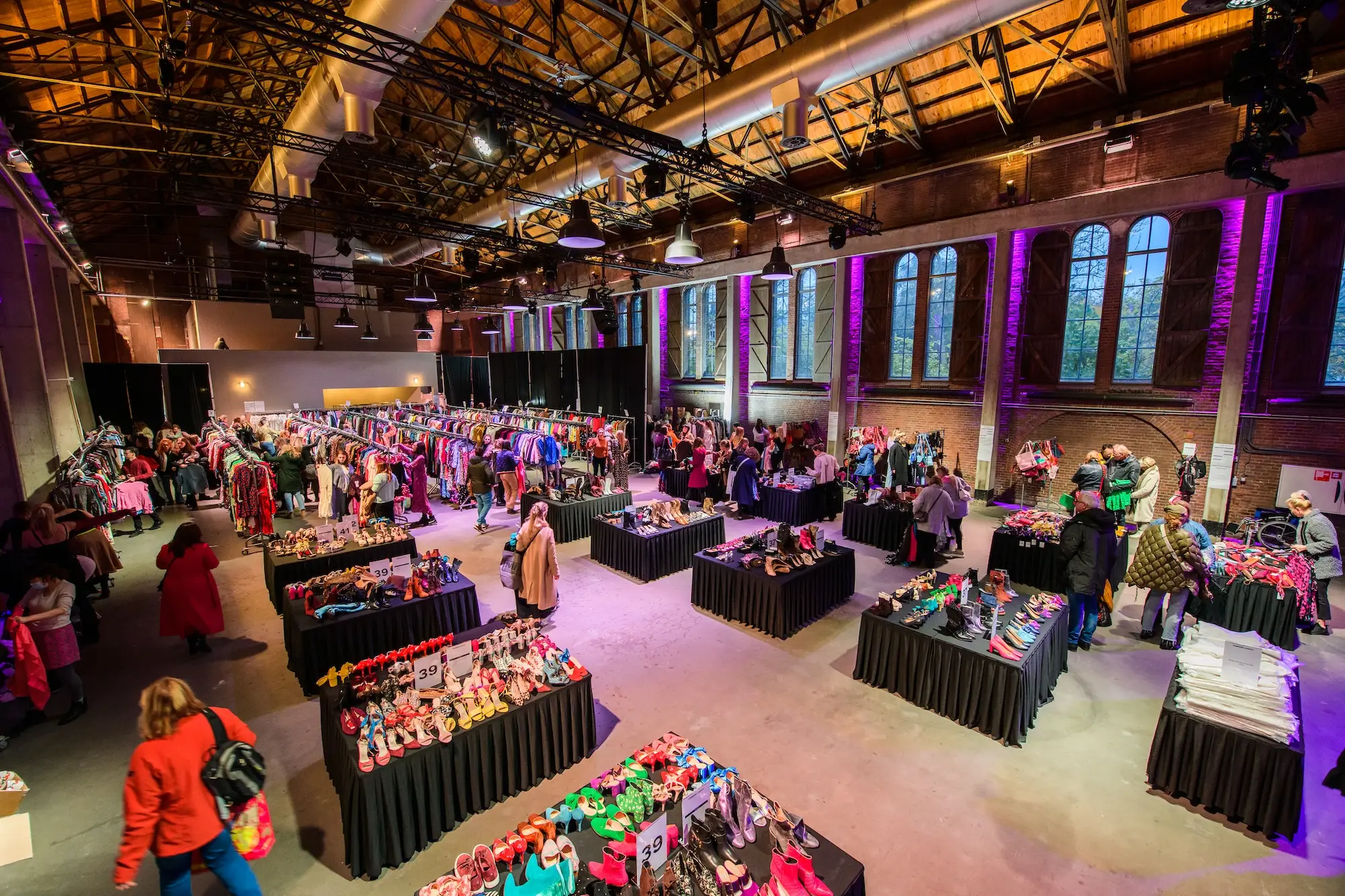 De Wester sample sale