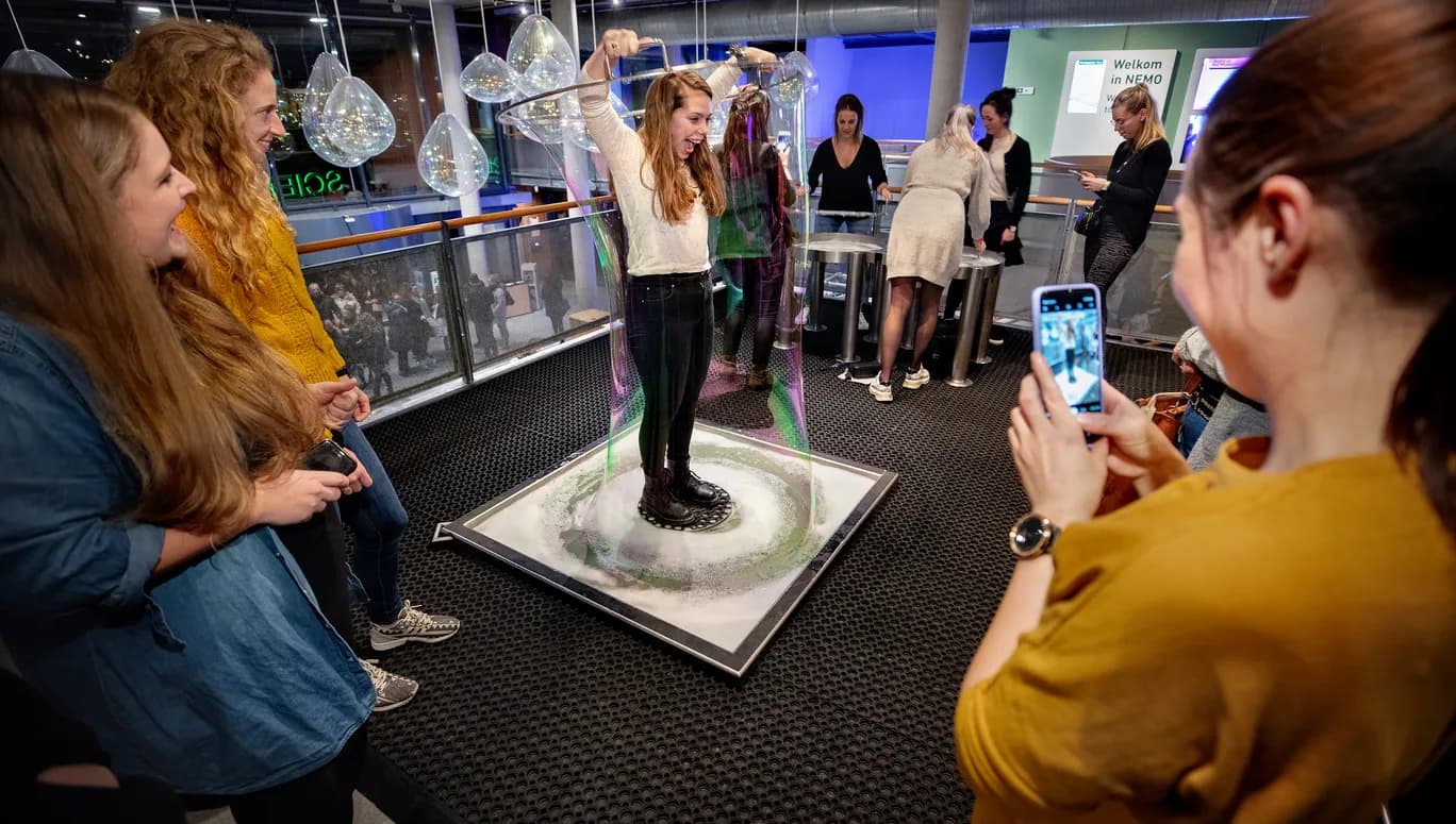 NEMO; Night at the Museum, zeepbellen