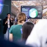 World Summit AI 2025 met wethouder Alexander Scholtes op het TAETS Park