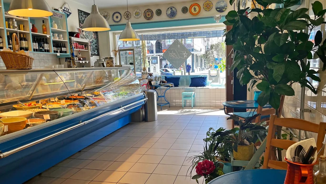 Ela! Traiterie deli interior