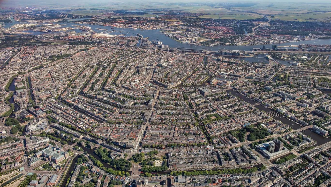 Amsterdam, 19 juli 2016. Overzicht binnenstad