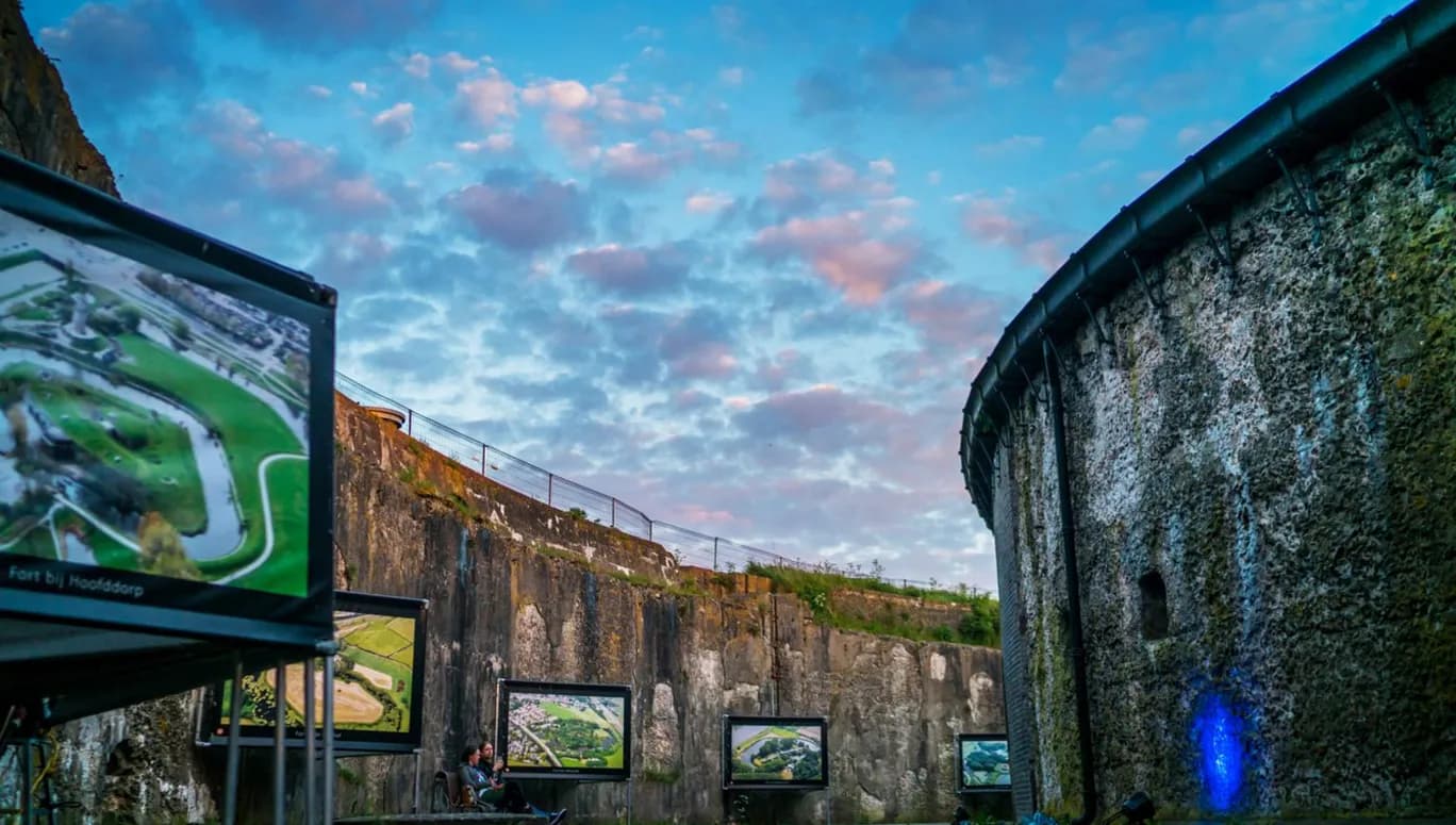 Exhibition inside Forteiland Pampus