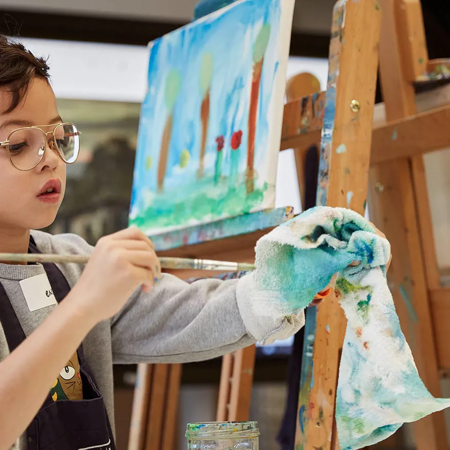 Kids painting workshop in the Van Gogh Museum.