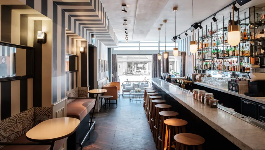Morgan & Mees hotel-bar interior