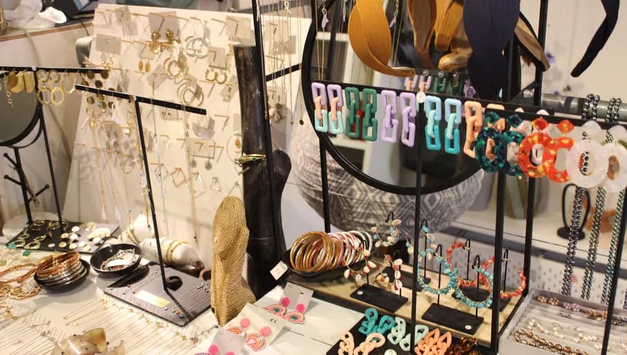 Margareth M Products on the Negen Straatjes