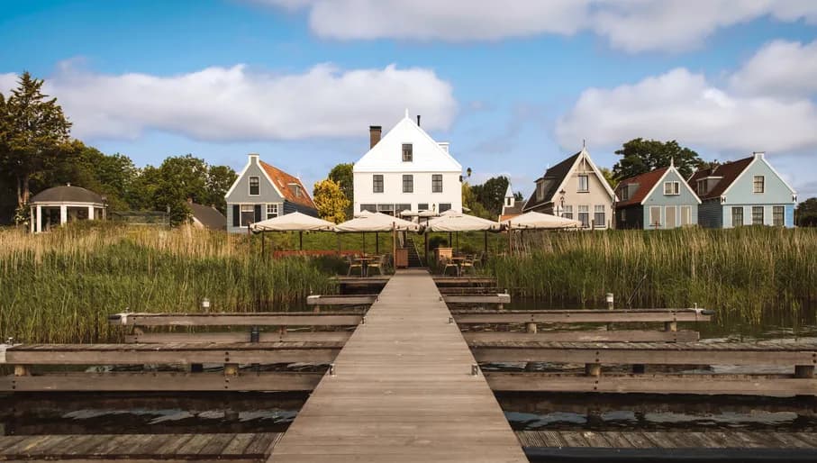 Restaurant de Mark exterior and terrace
