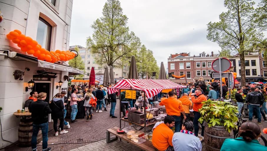 Koningsdag or King's Day is a national holiday in the Kingdom of the Netherlands. Celebrated on 27 April, the date marks the birth of King Willem-Alexander.
Celebrations: Partying, wearing orange costumes, flea markets, and traditional local gatherings.