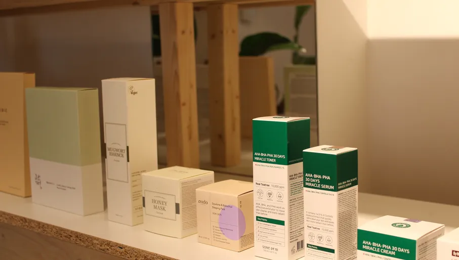 Laboratory K products on the Negen Straatjes