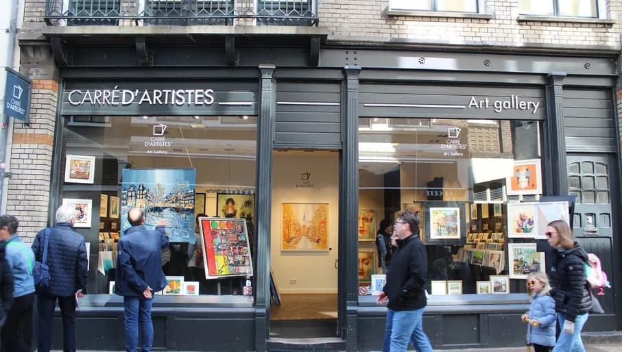 Carre D'artistes exterior on the Negen Straatjes